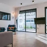 Tlv Beach 4 Rooms Big Balcony / 125 M2 Appart