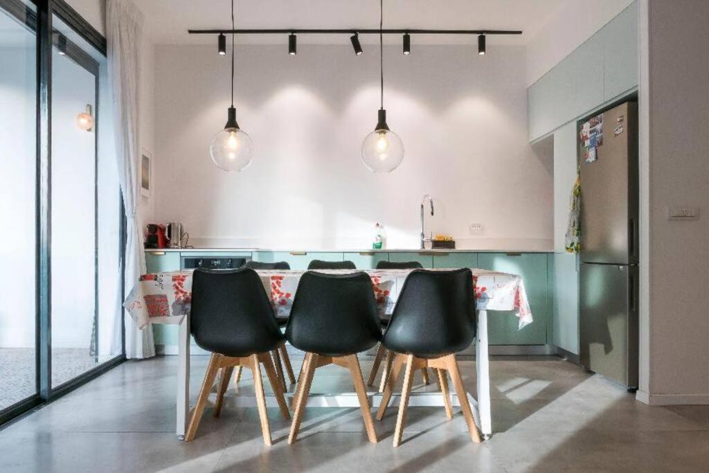 Tlv Beach 4 Big Balcony / 125 M2 Appart *