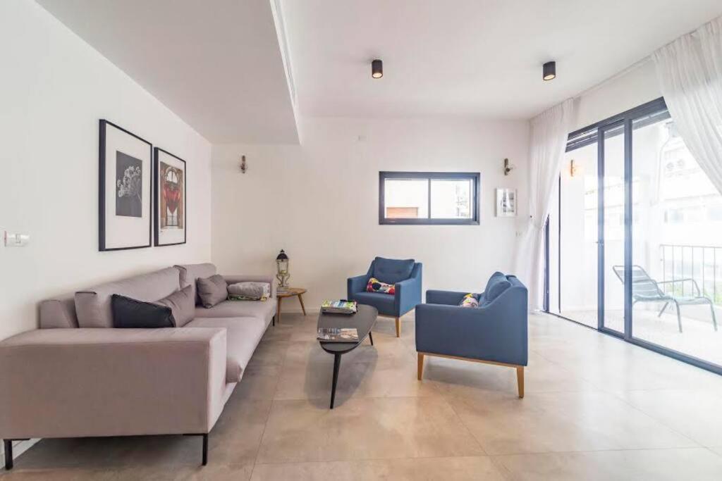 Tlv Beach 4 Big Balcony / 125 M2 Appart Apartment